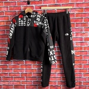 The North Face Youth Printed Freestyle Fleece Hoodie and Matching Joggers Sz Med